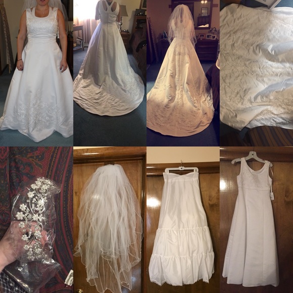 NWT... Gloria Vanderbilt wedding dress size 18 - Picture 1 of 8